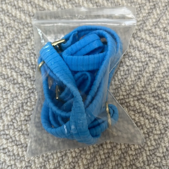 XHILARATION Bikini - Bandeau Top with Removable Pads and Straps. - Picture 6 of 7